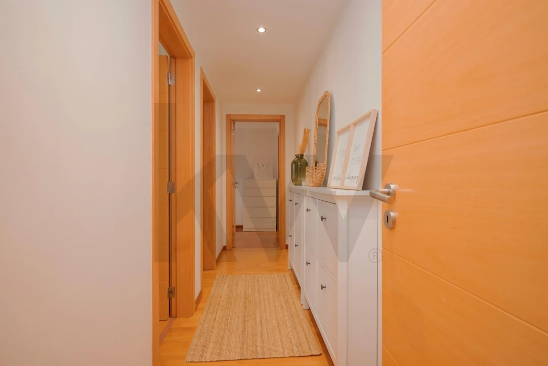 Apartamento T3 para Venda em Camarate, Unhos e Apelação Foto 11