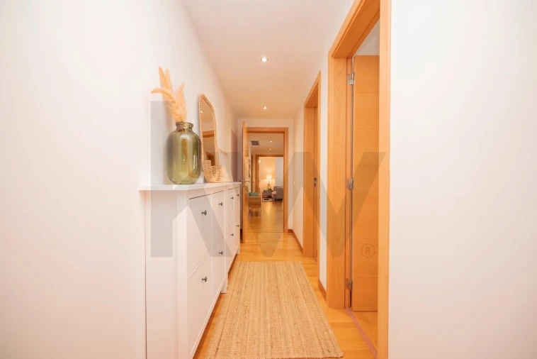 Apartamento T3 para Venda em Camarate, Unhos e Apelação Foto 16