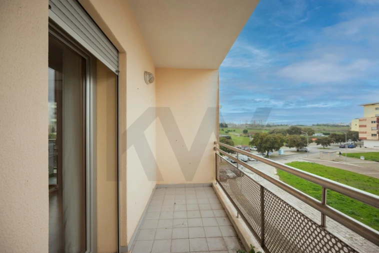 Apartamento T3 para Venda em Camarate, Unhos e Apelação Foto 7