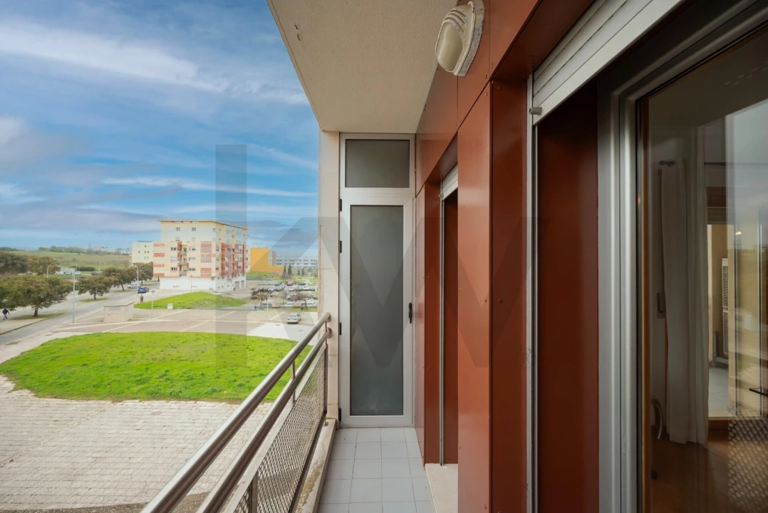 Apartamento T3 para Venda em Camarate, Unhos e Apelação Foto 10