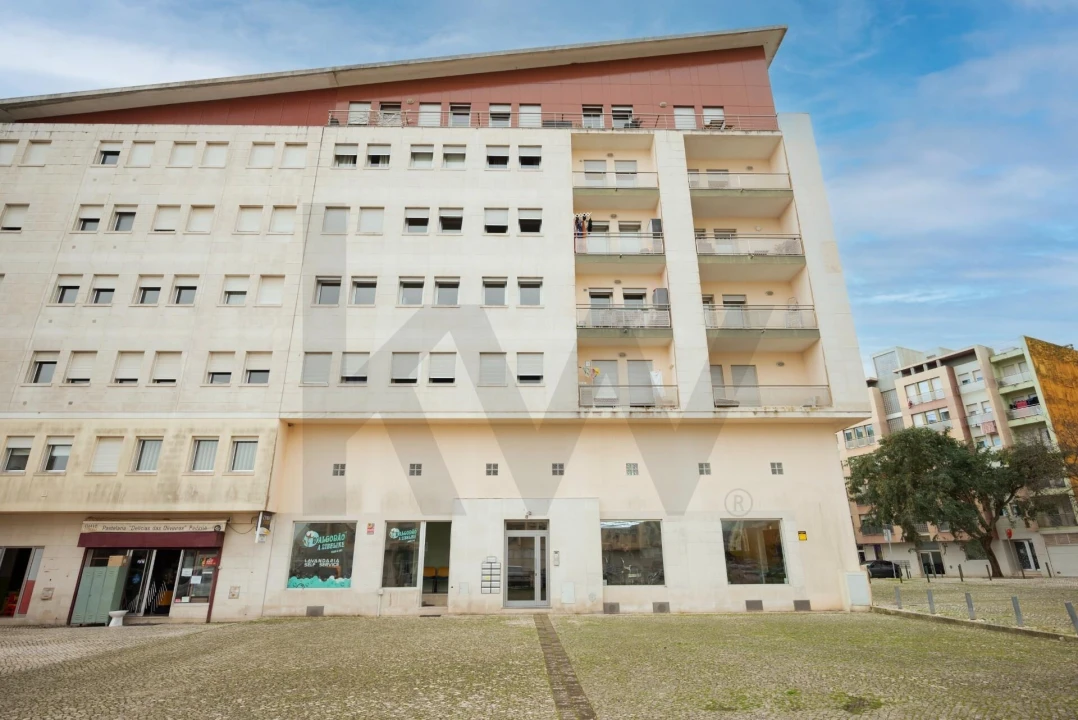 Apartamento T3 para Venda em Camarate, Unhos e Apelação Foto 31