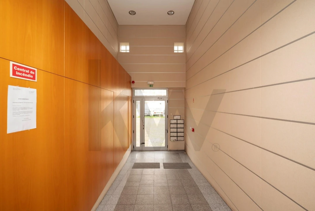 Apartamento T3 para Venda em Camarate, Unhos e Apelação Foto 30