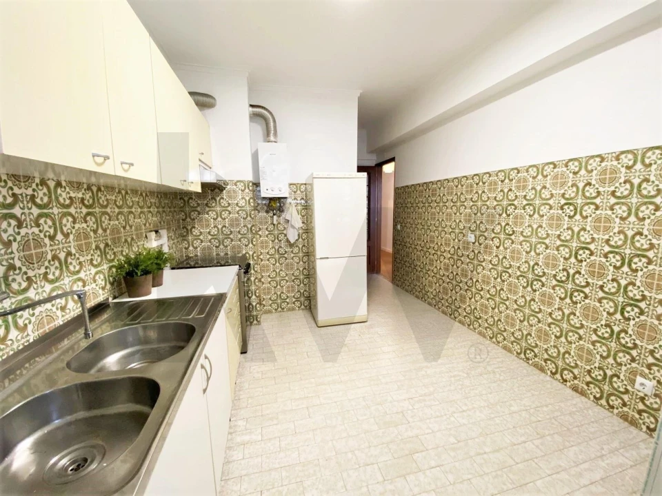 Apartamento T3 para Arrendamento em Sacavém e Prior Velho Foto 4