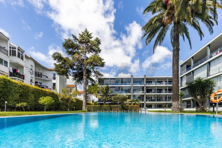 Apartamento T4 para Venda em Carcavelos e Parede Foto 2