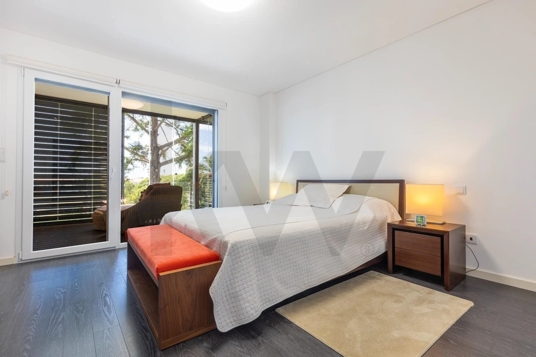 Apartamento T4 para Venda em Carcavelos e Parede Foto 24