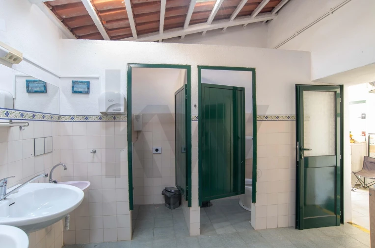 Negócio para Venda em São João Baptista e Santa Maria dos Olivais Foto 49