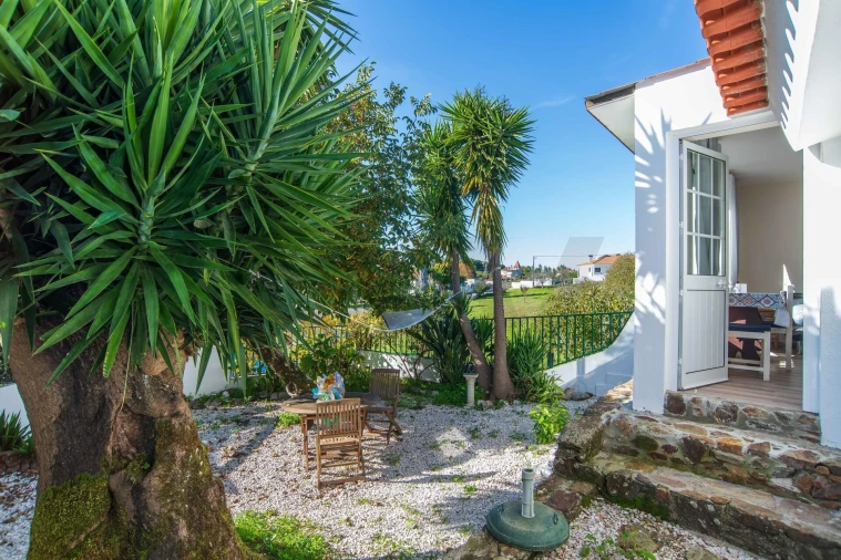 Negócio para Venda em São João Baptista e Santa Maria dos Olivais Foto 71