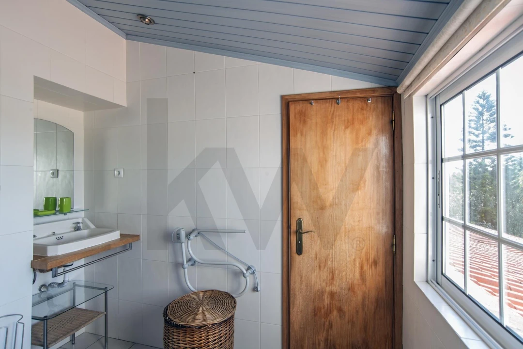 Negócio para Venda em São João Baptista e Santa Maria dos Olivais Foto 71