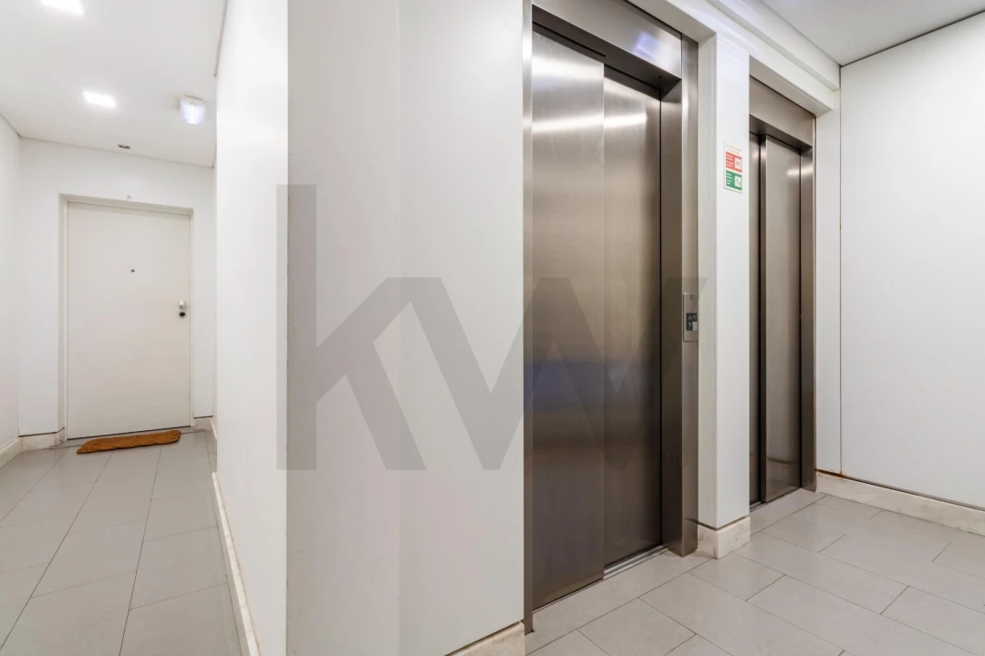 Apartamento T2 para Venda em Olivais Foto 33