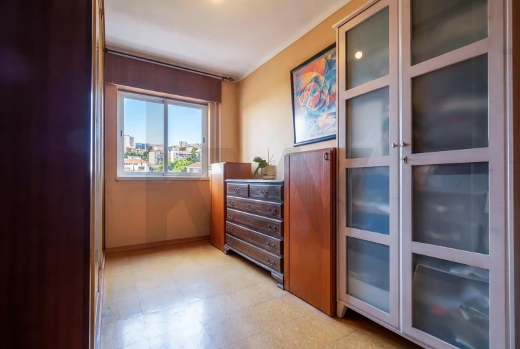 Apartamento T3 para Venda em Faro (Sé e São Pedro) Foto 24