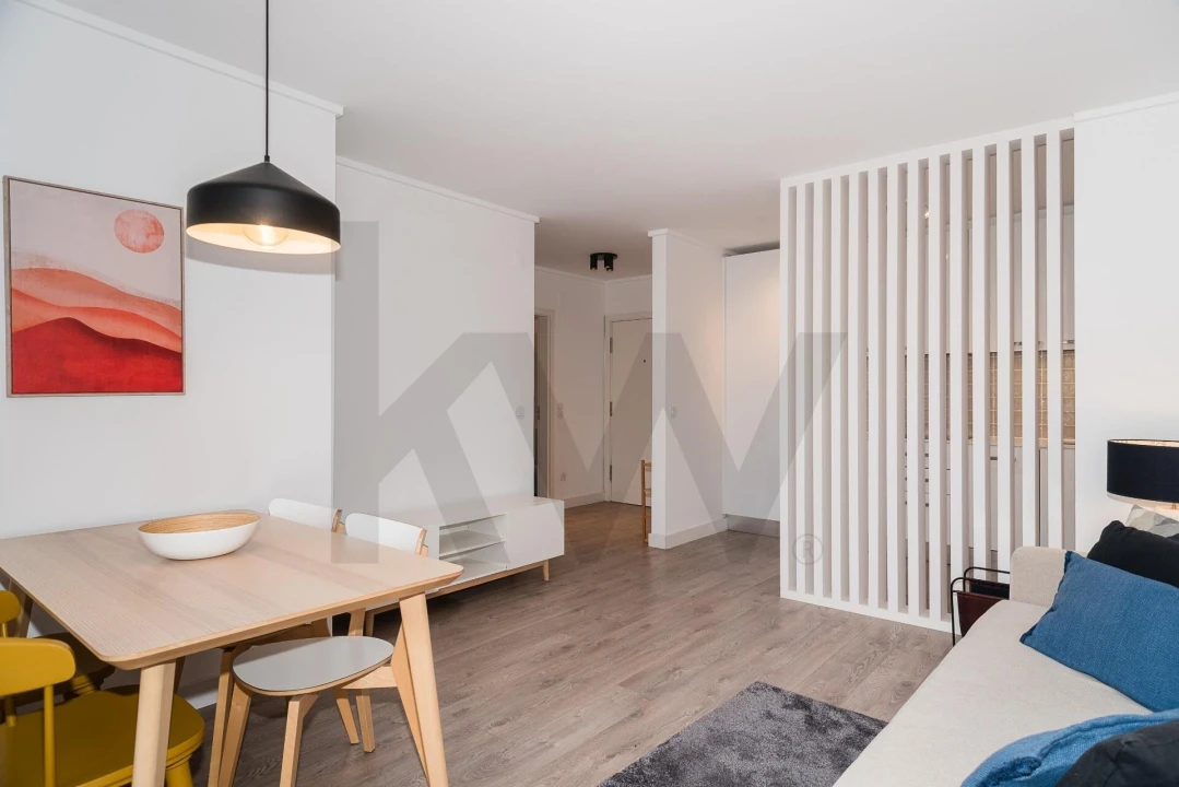 Apartamento T1 para Arrendamento em São Vicente Foto 3