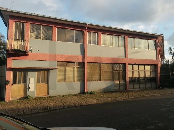 Armazém para Venda em Canedo, Vale e Vila Maior Foto 2