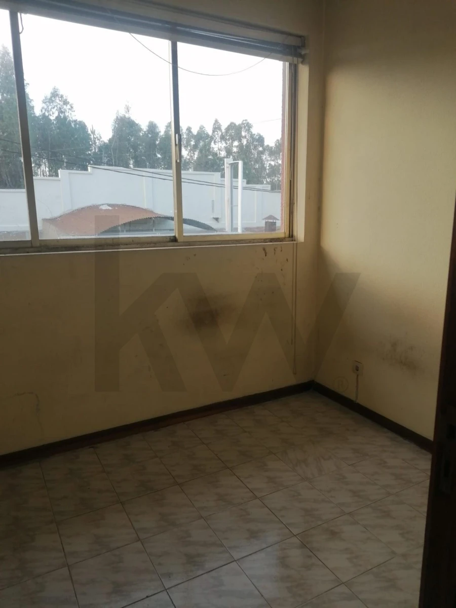 Armazém para Venda em Canedo, Vale e Vila Maior Foto 22