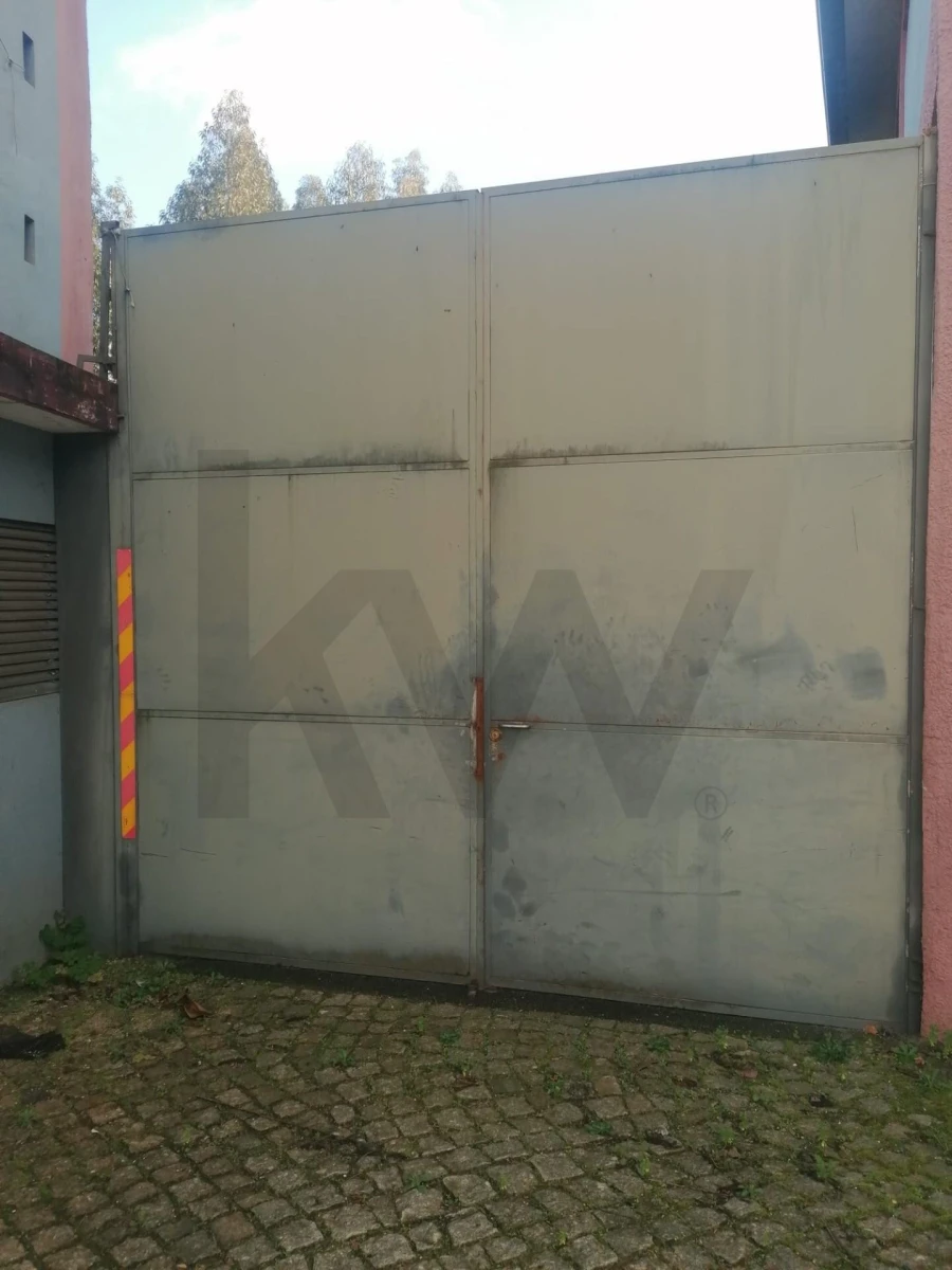 Armazém para Venda em Canedo, Vale e Vila Maior Foto 4