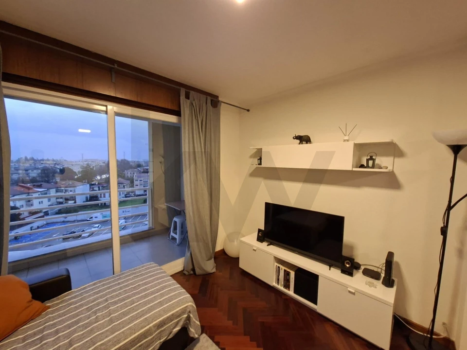 Apartamento T2 para Arrendamento em Ramalde Foto 13