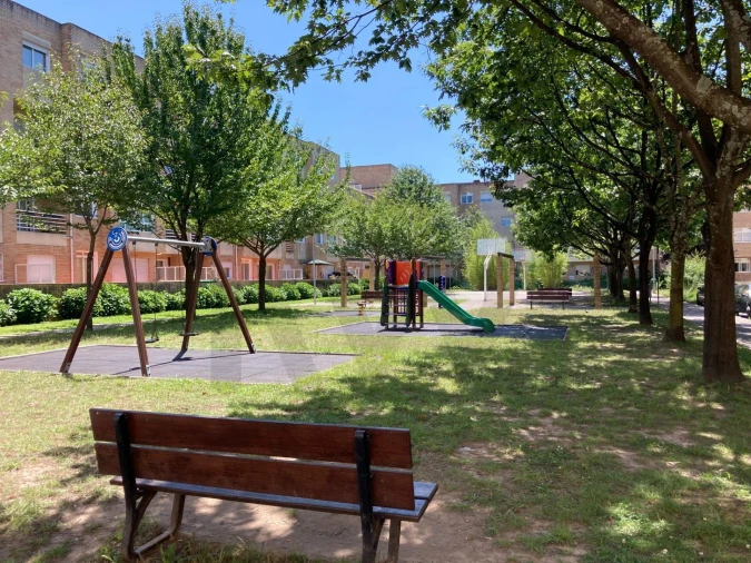 Apartamento T2 para Arrendamento em Ramalde Foto 9