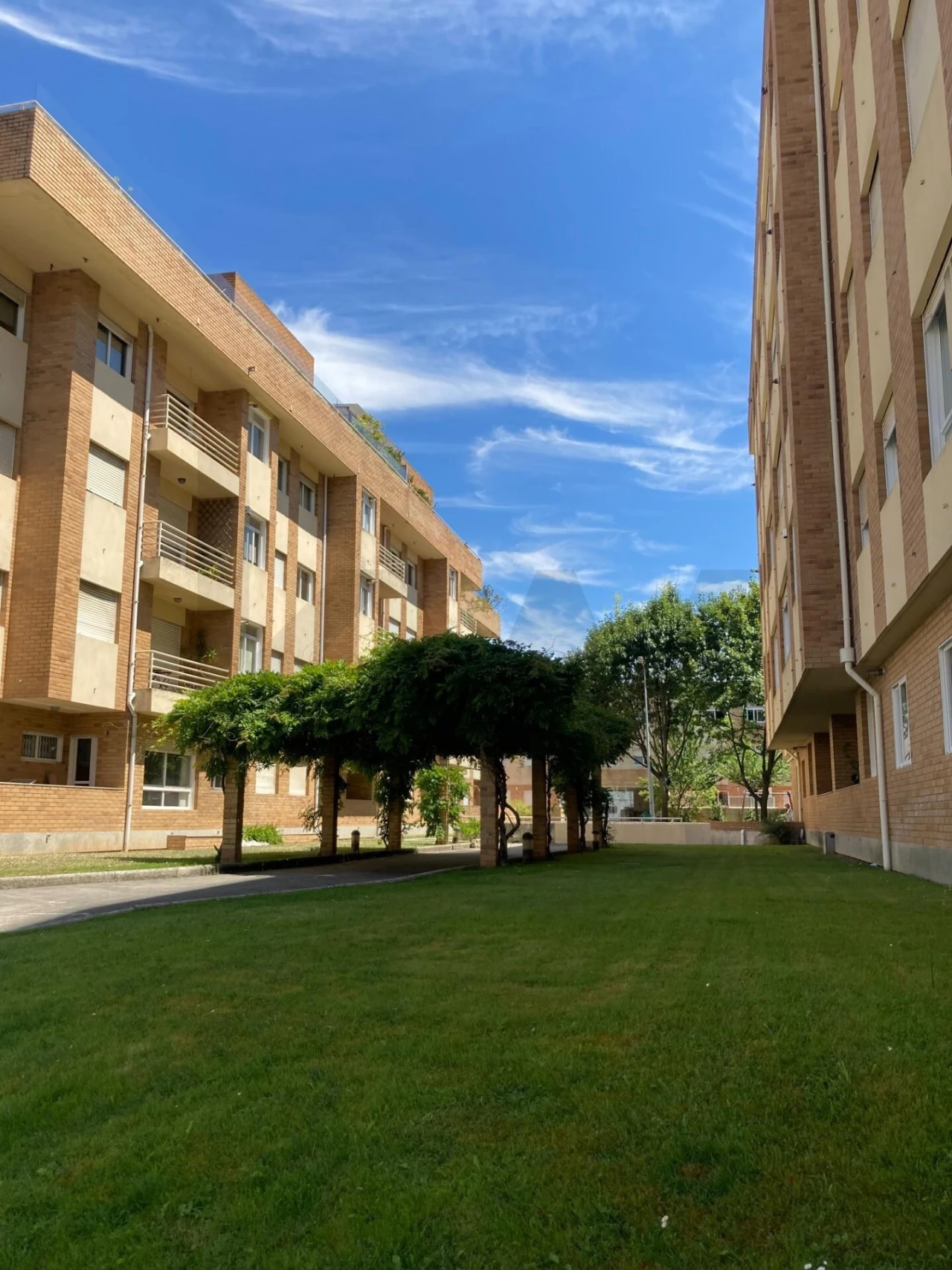 Apartamento T2 para Arrendamento em Ramalde Foto 10