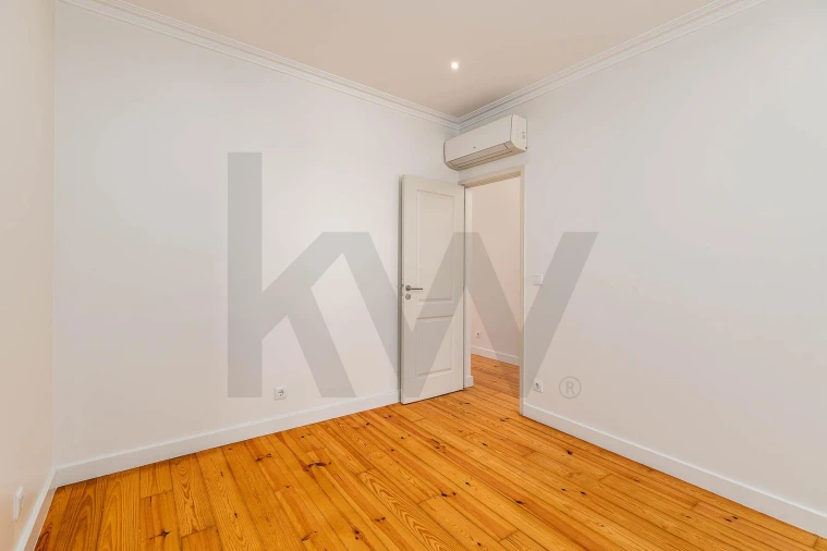 Apartamento T3 para Venda em São Vicente Foto 12