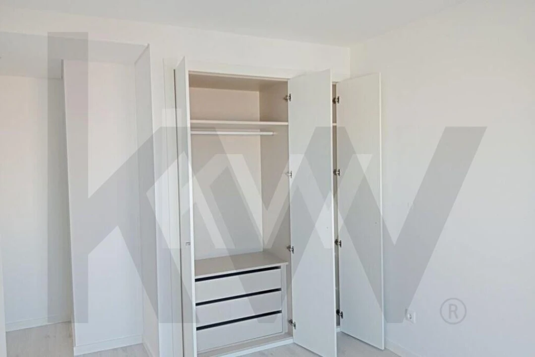 Apartamento T3 para Venda em Corroios Foto 27