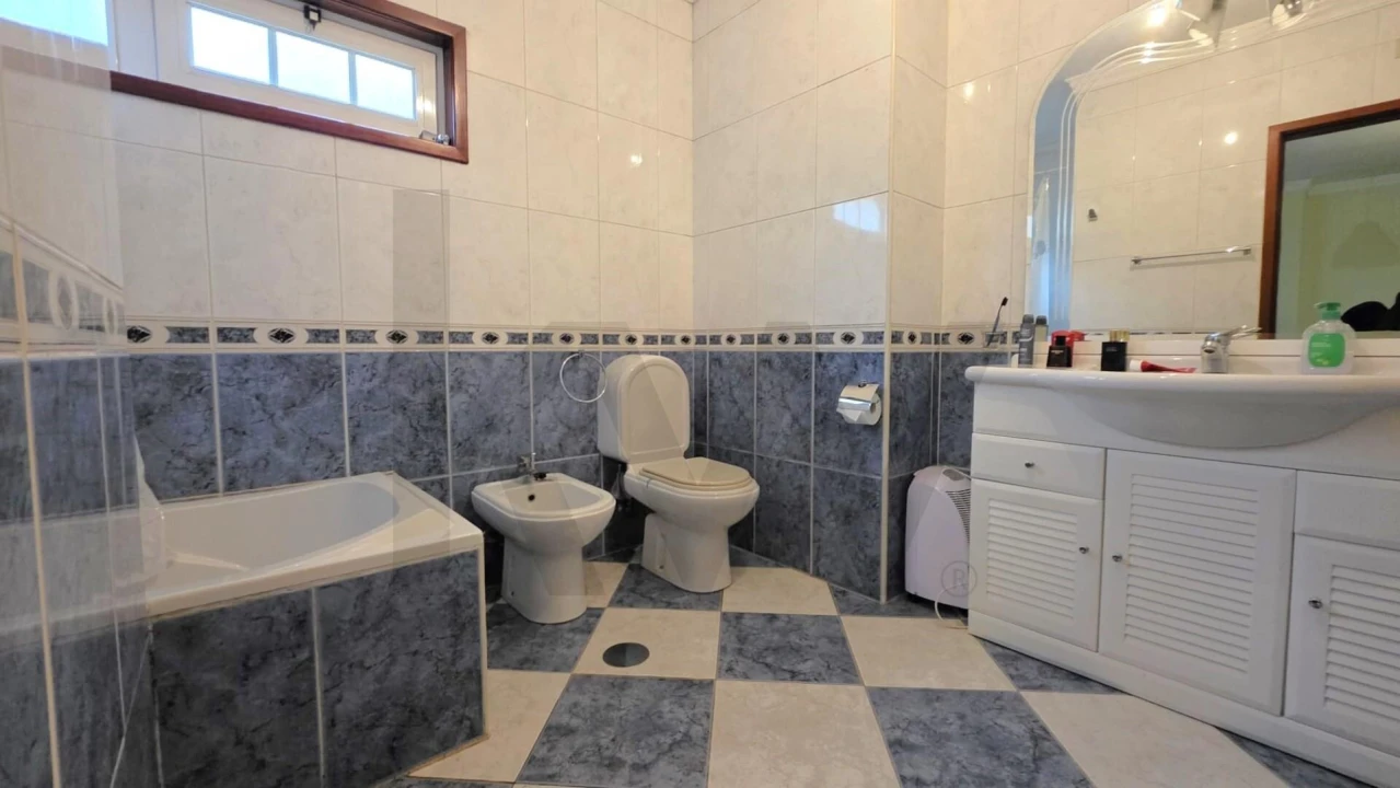 Moradia T5 para Venda em Amarante (São Gonçalo), Madalena, Cepelos e Gatão Foto 53