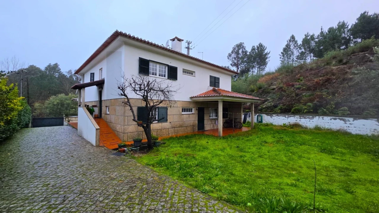 Moradia T5 para Venda em Amarante (São Gonçalo), Madalena, Cepelos e Gatão Foto 18