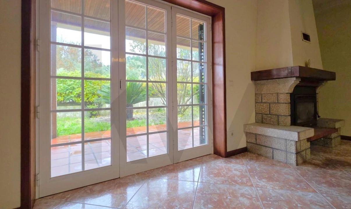 Moradia T5 para Venda em Amarante (São Gonçalo), Madalena, Cepelos e Gatão Foto 23