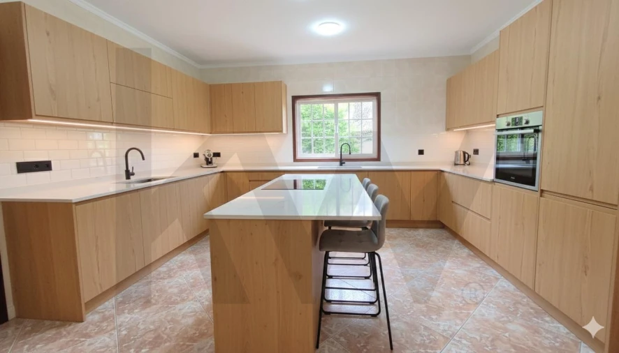 Moradia T5 para Venda em Amarante (São Gonçalo), Madalena, Cepelos e Gatão Foto 8