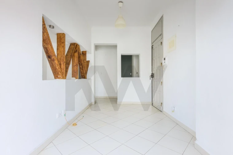 Apartamento T1 para Venda em Santa Maria Maior Foto 5