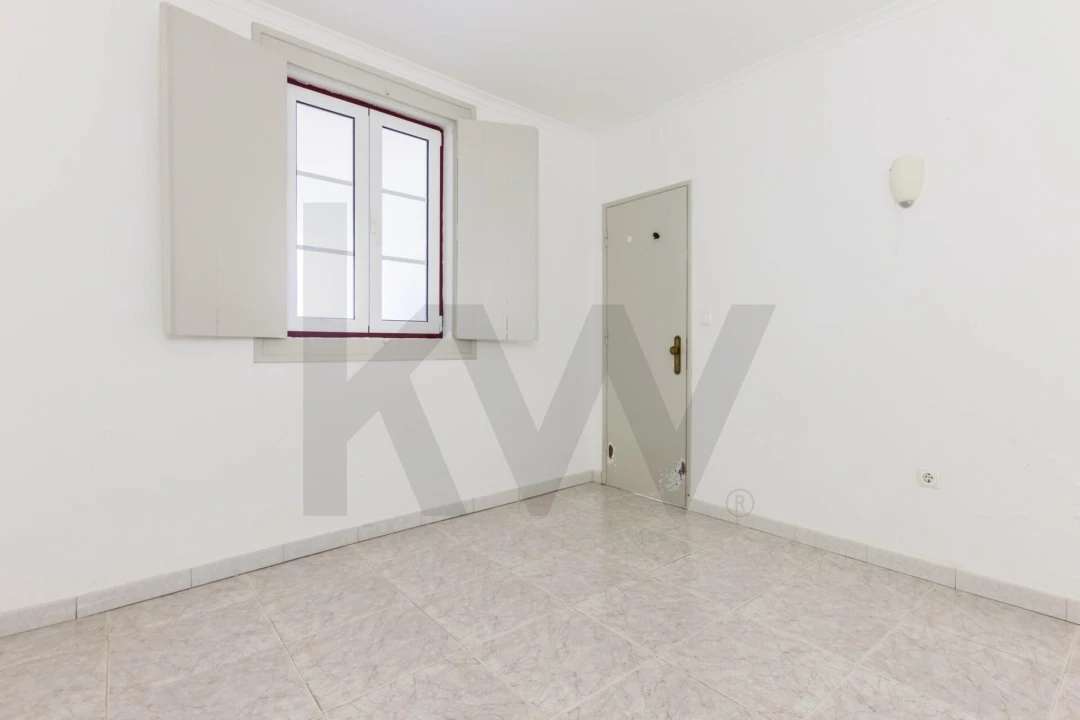 Apartamento T1 para Venda em Santa Maria Maior Foto 14