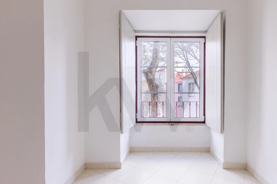 Apartamento T1 para Venda em Santa Maria Maior Foto 8