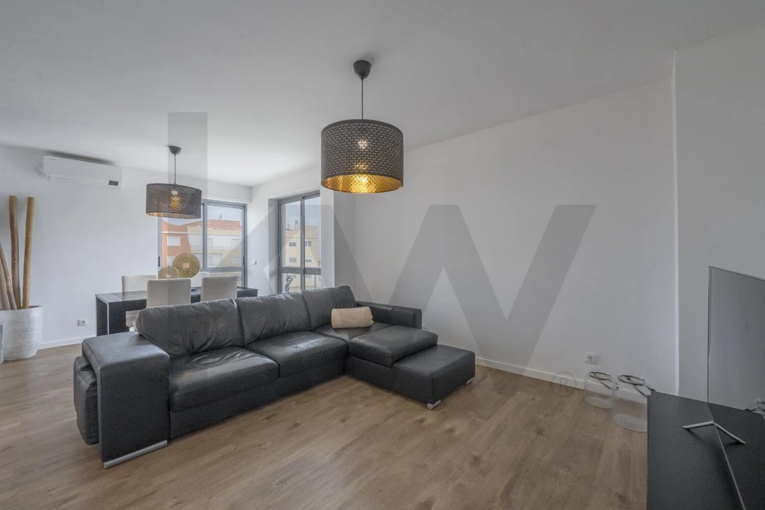 Apartamento T2 para Venda em Seixal, Arrentela e Aldeia de Paio Pires Foto 4