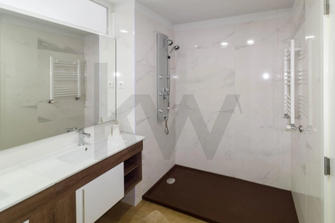 Moradia T3 para Venda em Freamunde Foto 17