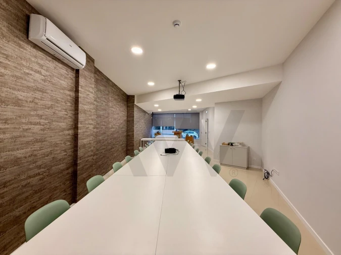 Loja para Venda em Mafamude e Vilar do Paraíso Foto 10