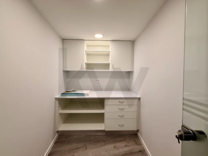 Loja para Venda em Mafamude e Vilar do Paraíso Foto 16