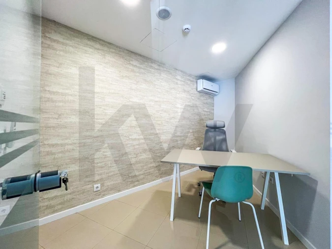 Loja para Venda em Mafamude e Vilar do Paraíso Foto 6