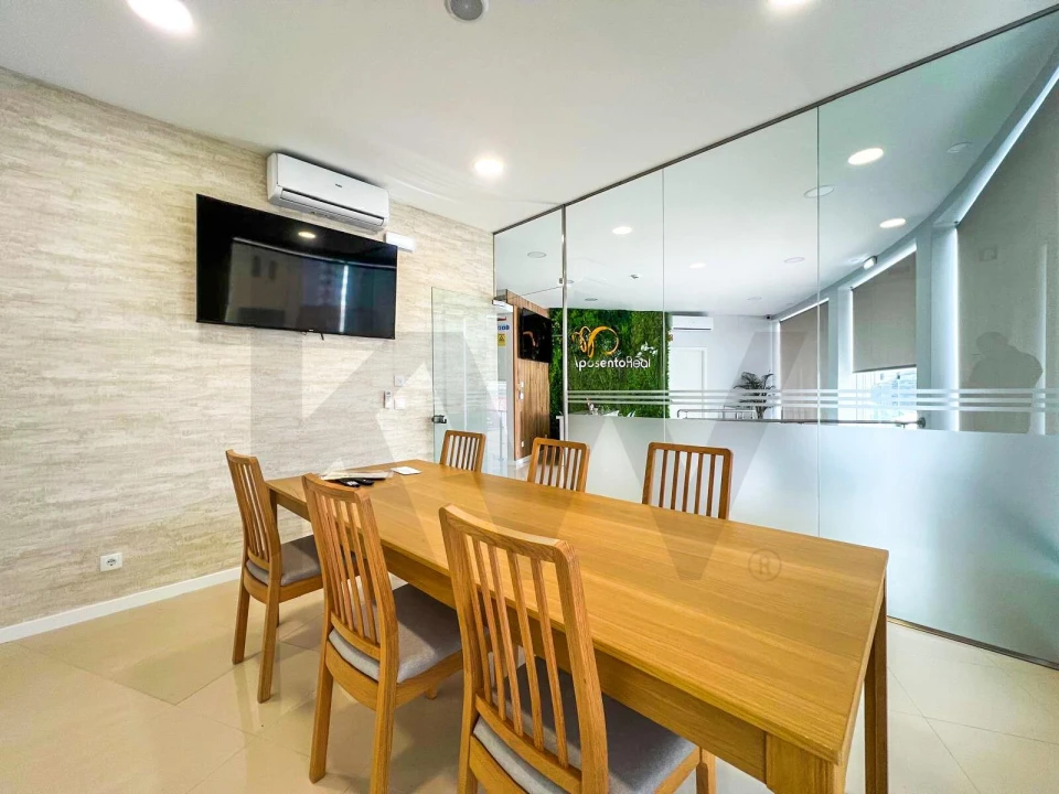 Loja para Venda em Mafamude e Vilar do Paraíso Foto 5