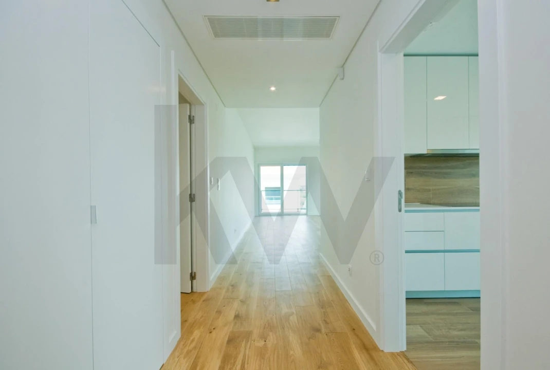 Apartamento T3 para Arrendamento em Lumiar Foto 3