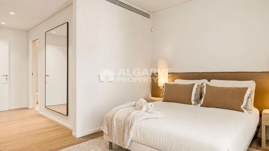 Apartamento T3 para Venda em Quarteira Foto 22