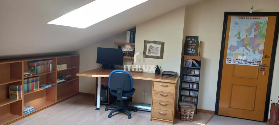 Apartamento T3 para Venda em São Domingos de Rana Foto 15