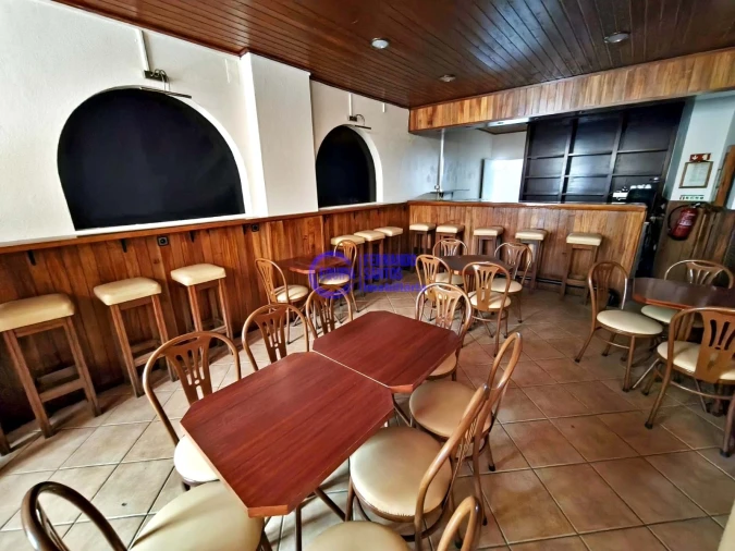 Negócio para Venda em Armação de Pera Foto 2