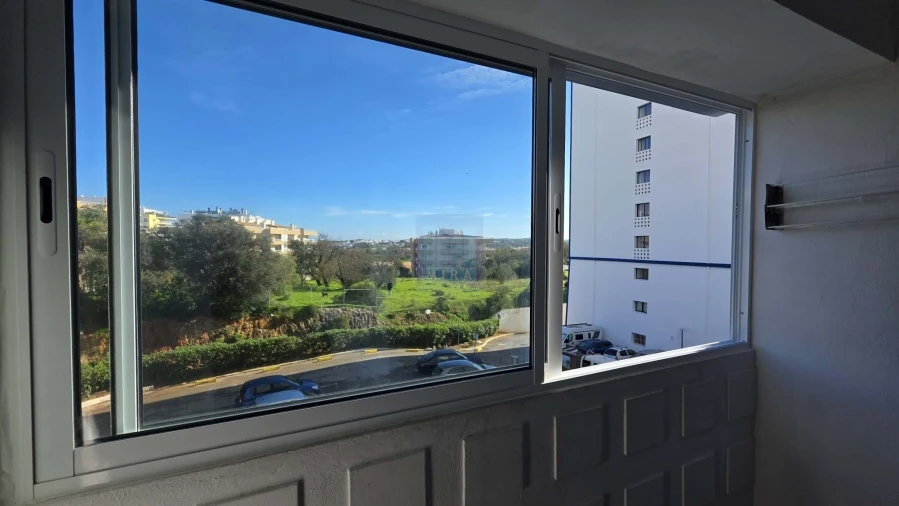 Apartamento T1 para Venda em Portimão Foto 6