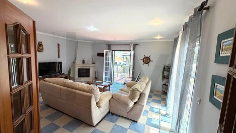 Moradia T4 para Venda em Castro Marim