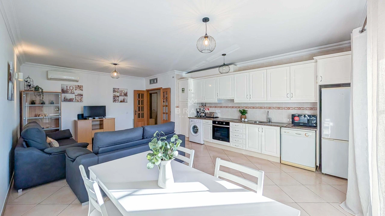 Apartamento T2 para Venda em Albufeira e Olhos de Água Foto 2