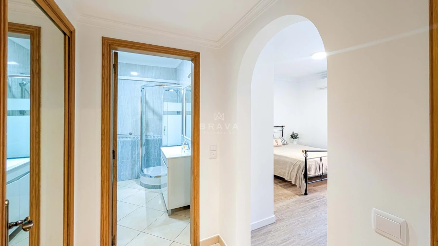 Apartamento T2 para Venda em Albufeira e Olhos de Água Foto 15