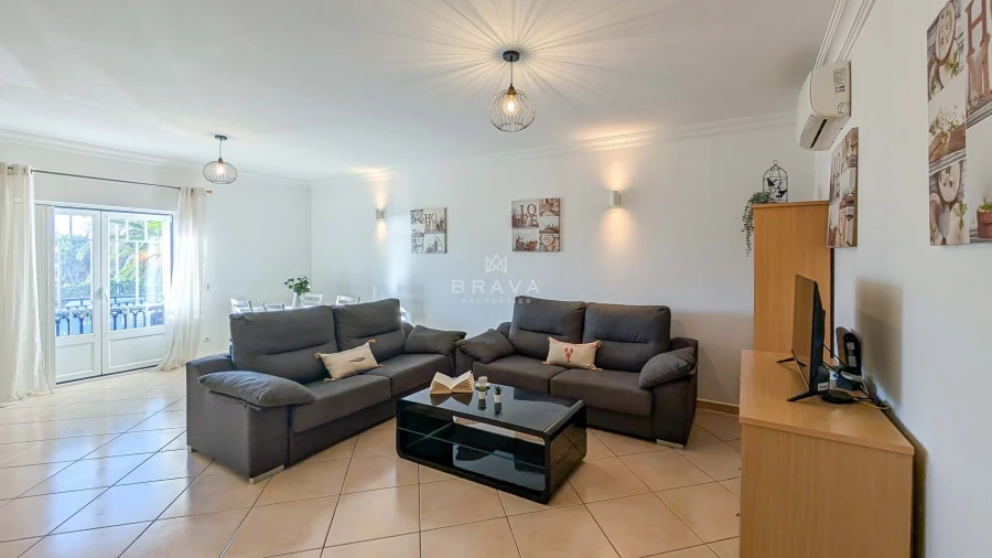 Apartamento T2 para Venda em Albufeira e Olhos de Água Foto 3