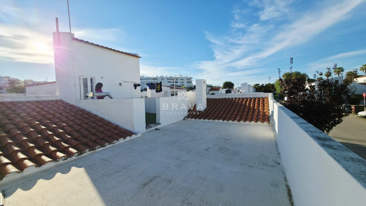 Moradia T3 para Venda em Quarteira Foto 25