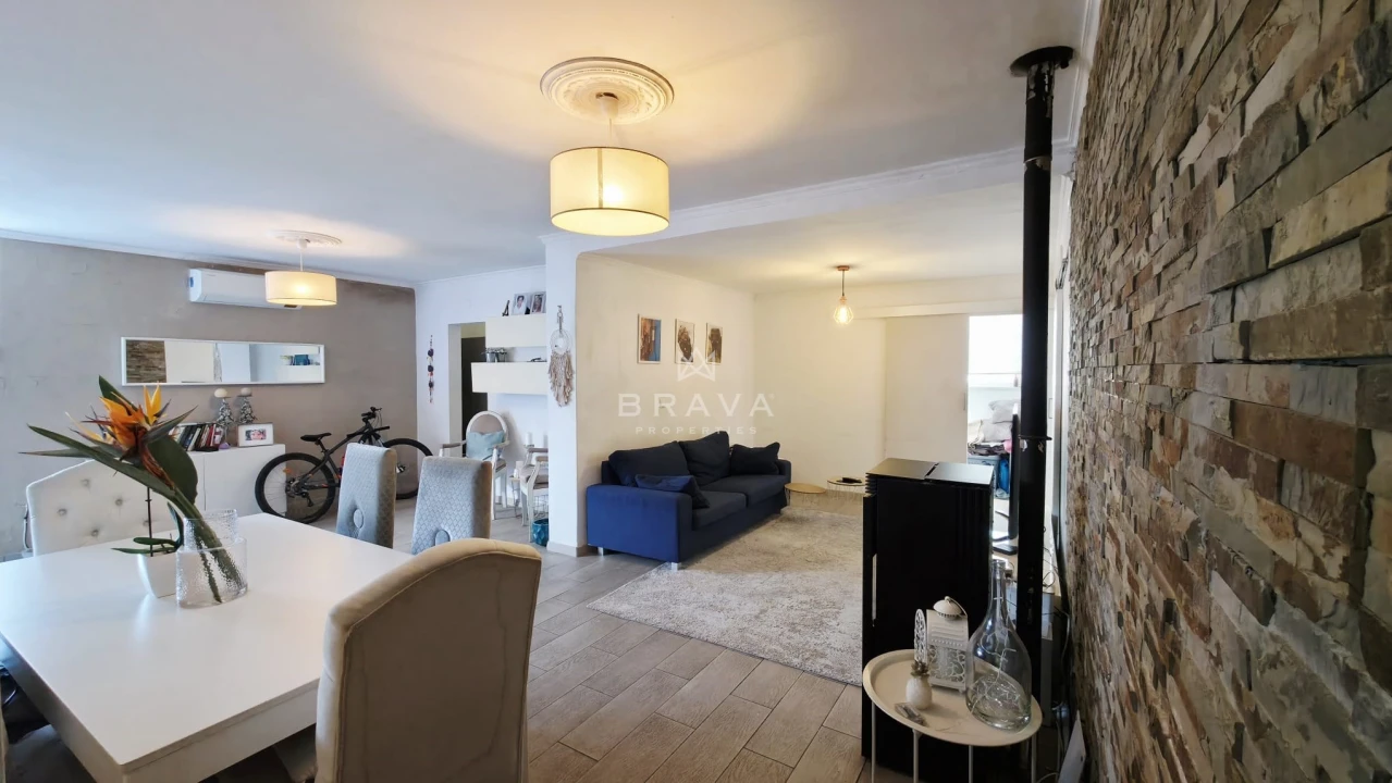 Moradia T3 para Venda em Quarteira Foto 2