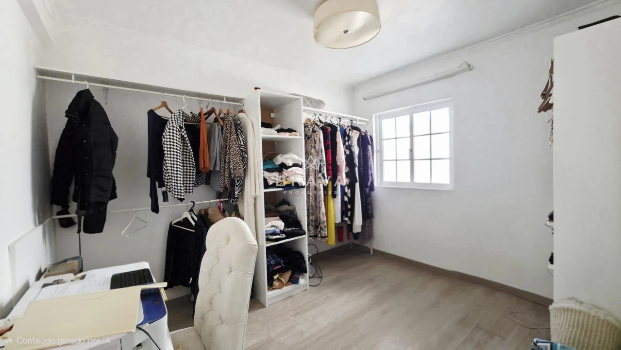 Moradia T3 para Venda em Quarteira Foto 13