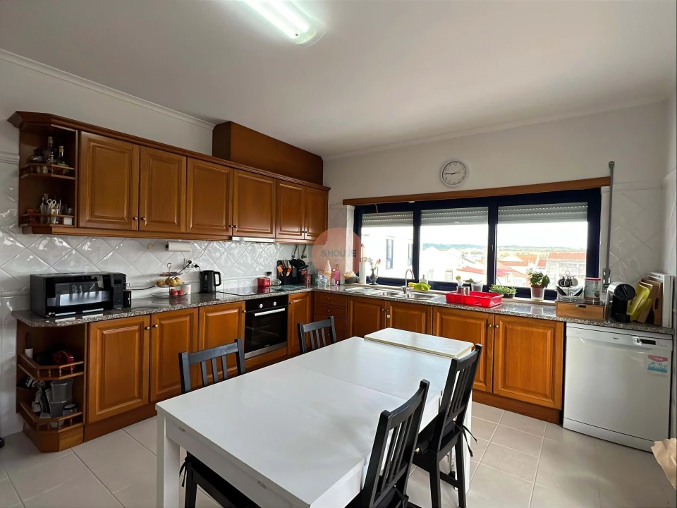 Apartamento T3 para Venda em Bombarral e Vale Covo Foto 32