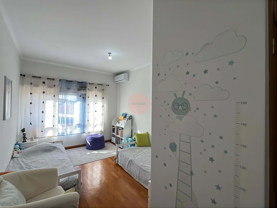 Apartamento T3 para Venda em Bombarral e Vale Covo Foto 9